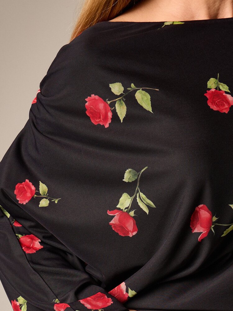 Floral Print Boat Neck Crop Top With Sleeves