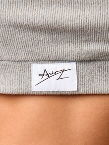 AiiRZ Gerippter langärmeliger Bralette-Top mit Rundhalsausschnitt und verstellbaren Trägern für lässiges Loungewear-Layering und Wochenendkomfort - Grau - Übersicht 2