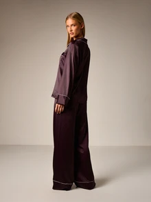 AiiRZ 奢华微点缎面睡衣套装，长袖纽扣上衣，阔腿裤，家居服，居家休闲睡衣套装 - 酒紅色 - 查看 2