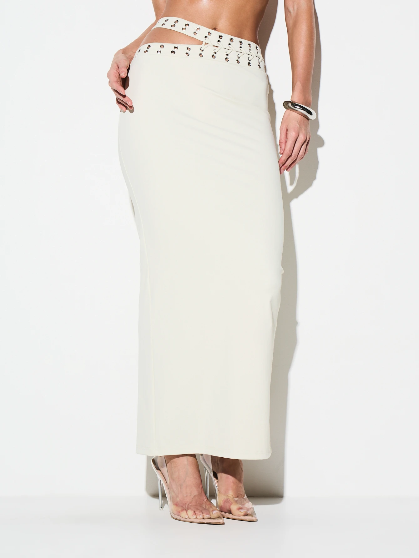 KIZN Maxirock mit Schnürung und doppeltem Gürtel