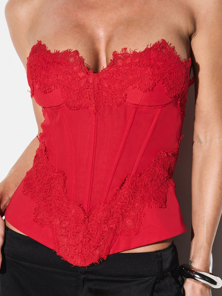 KIZN Strapless Lace Detail Sweetheart Neckline Corset Top With Floral Applique And Back Zipper Closure For Evening Occasions