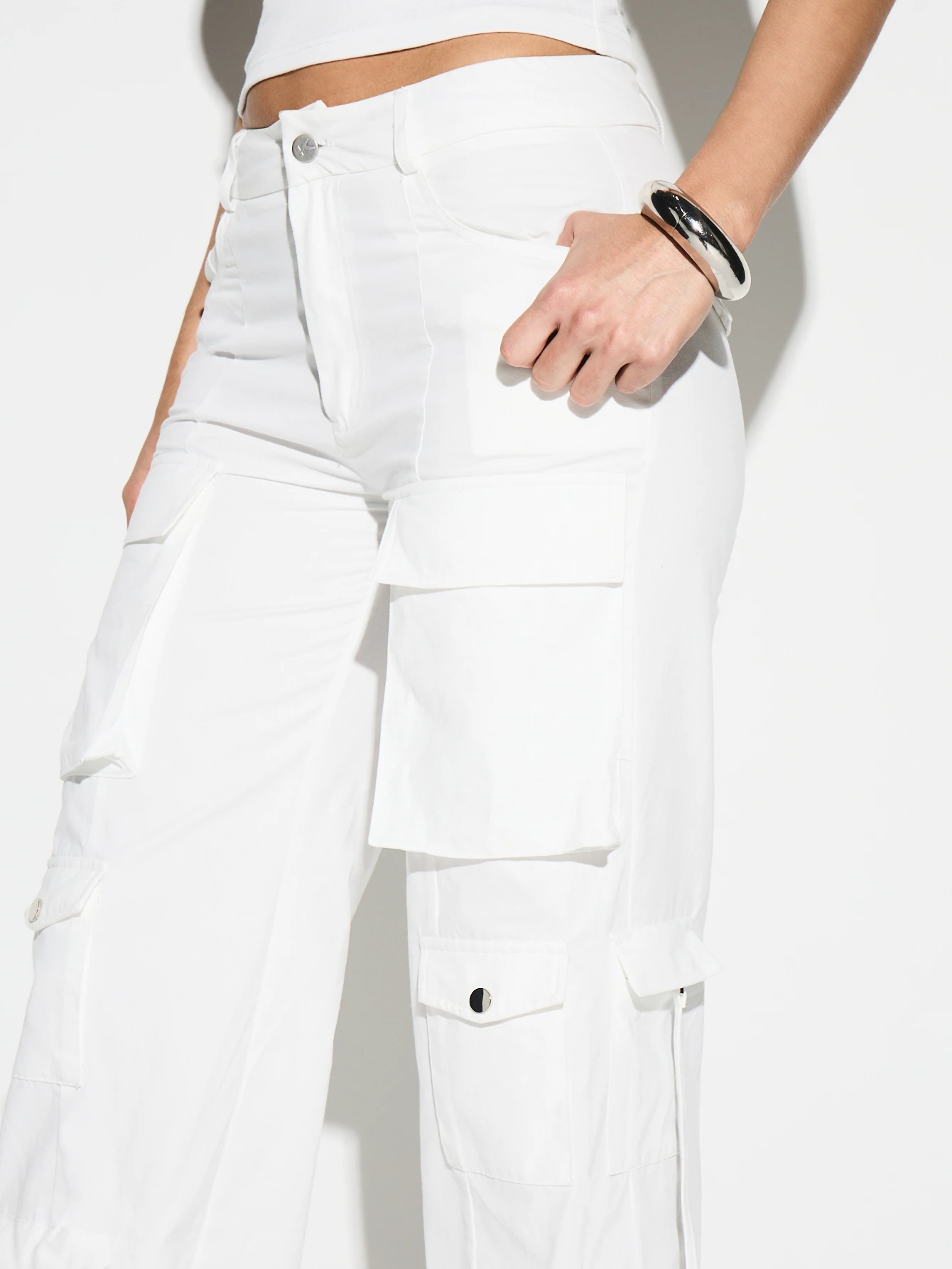 KIZN High Waisted Wide Leg Cargo Pants With Oversized Pockets