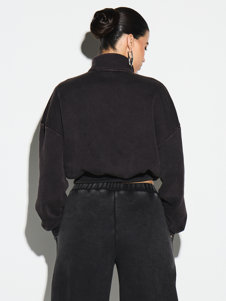 KIZN Fleece Lined Full Zip Sweatshirt With Stand Up Collar And Centre Pocket For Casual Winter Comfort