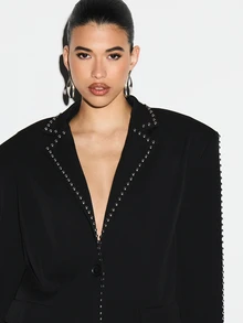 KIZN Blazer à double boutonnage avec revers entaillés, manches longues cloutées, œillets métalliques et épaules structurées, pour occasions professionnelles et formelles - Noir - Voir 5