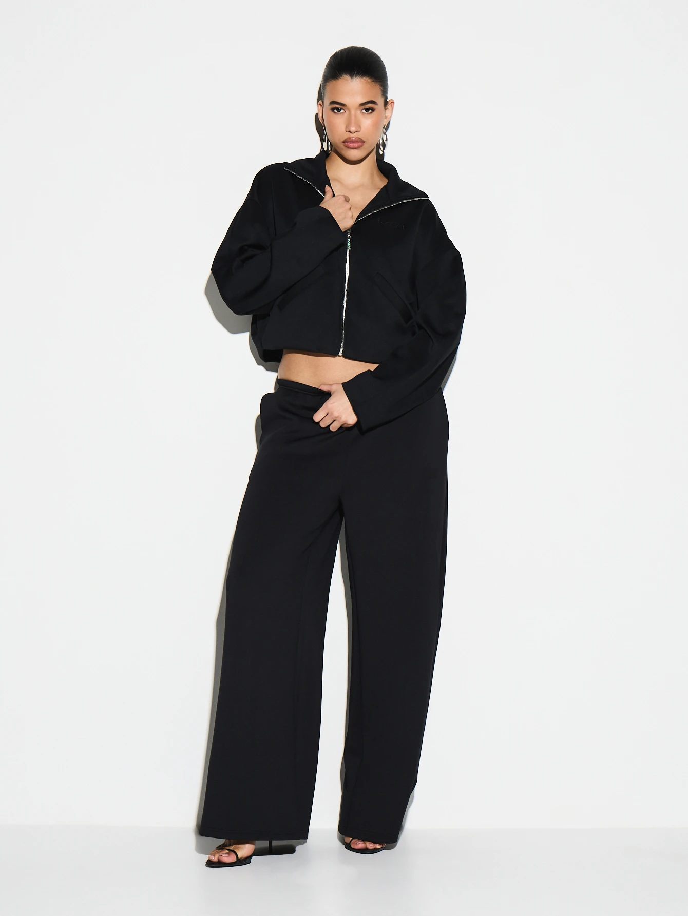 KIZN バレルスリーブのフルジップパーカー