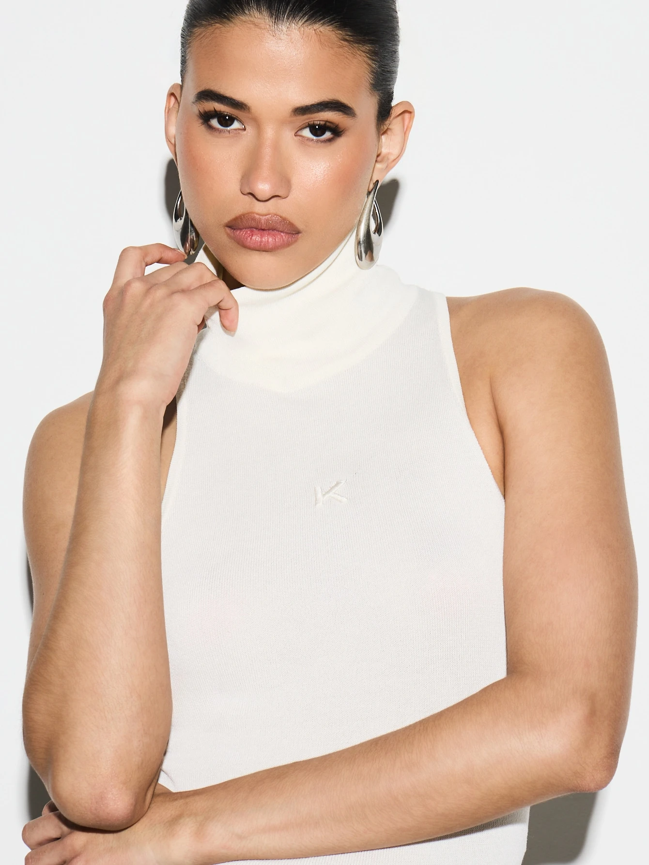 KIZN Ribbed Turtleneck Sleeveless Tank With Ruched Hem