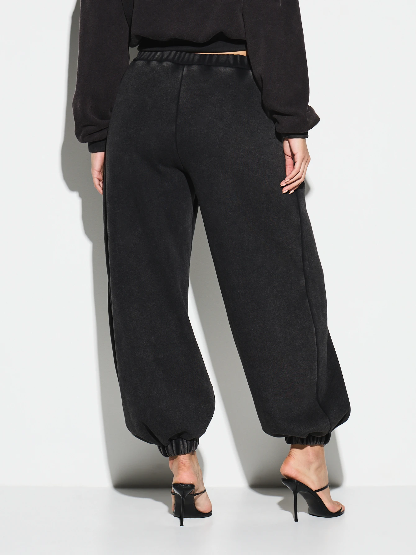 KIZN Fleece Lined Joggers With Elastic Cuffs