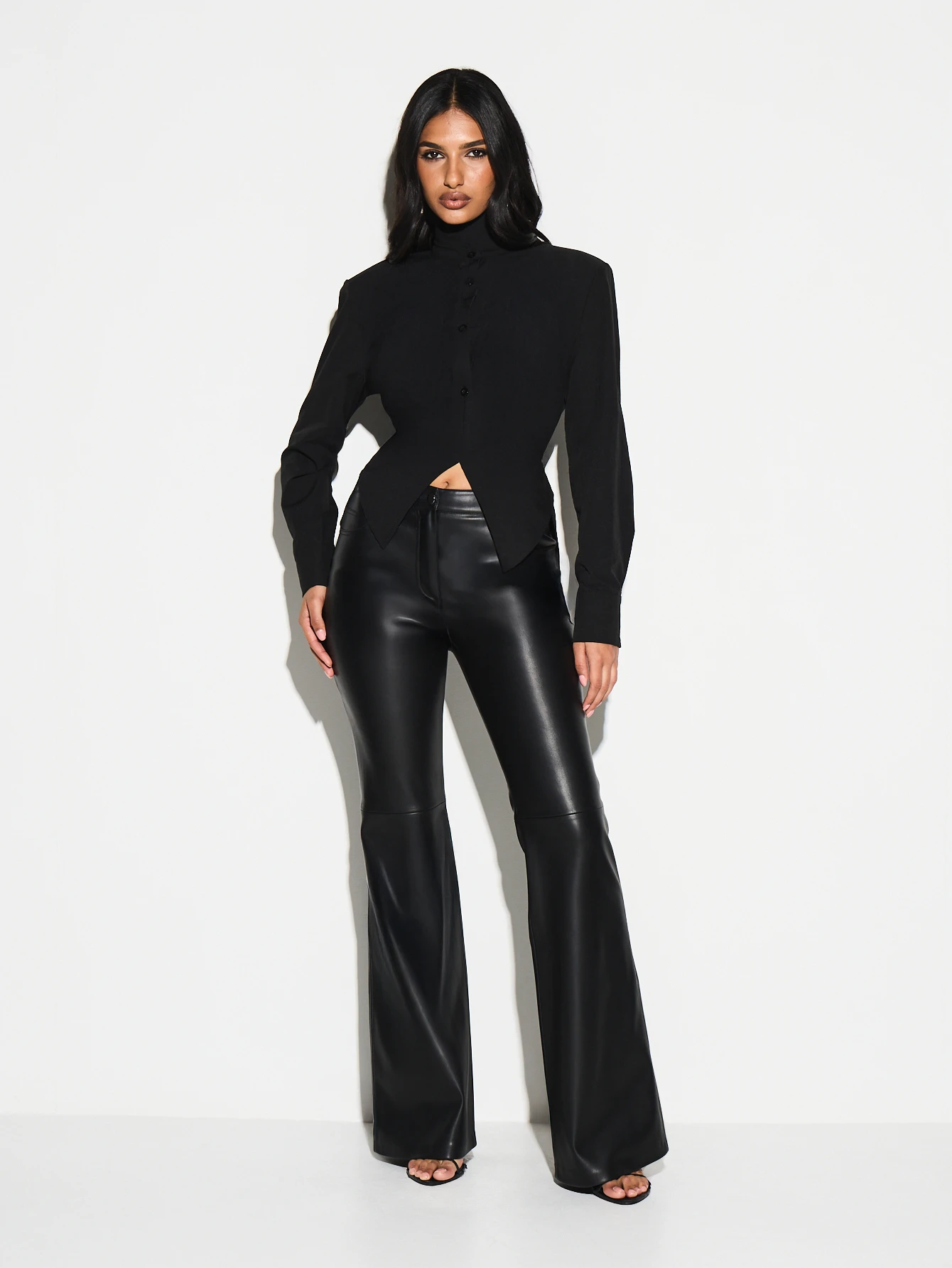 KIZN ネクタイディテール付き長袖ボタンアップブラウス