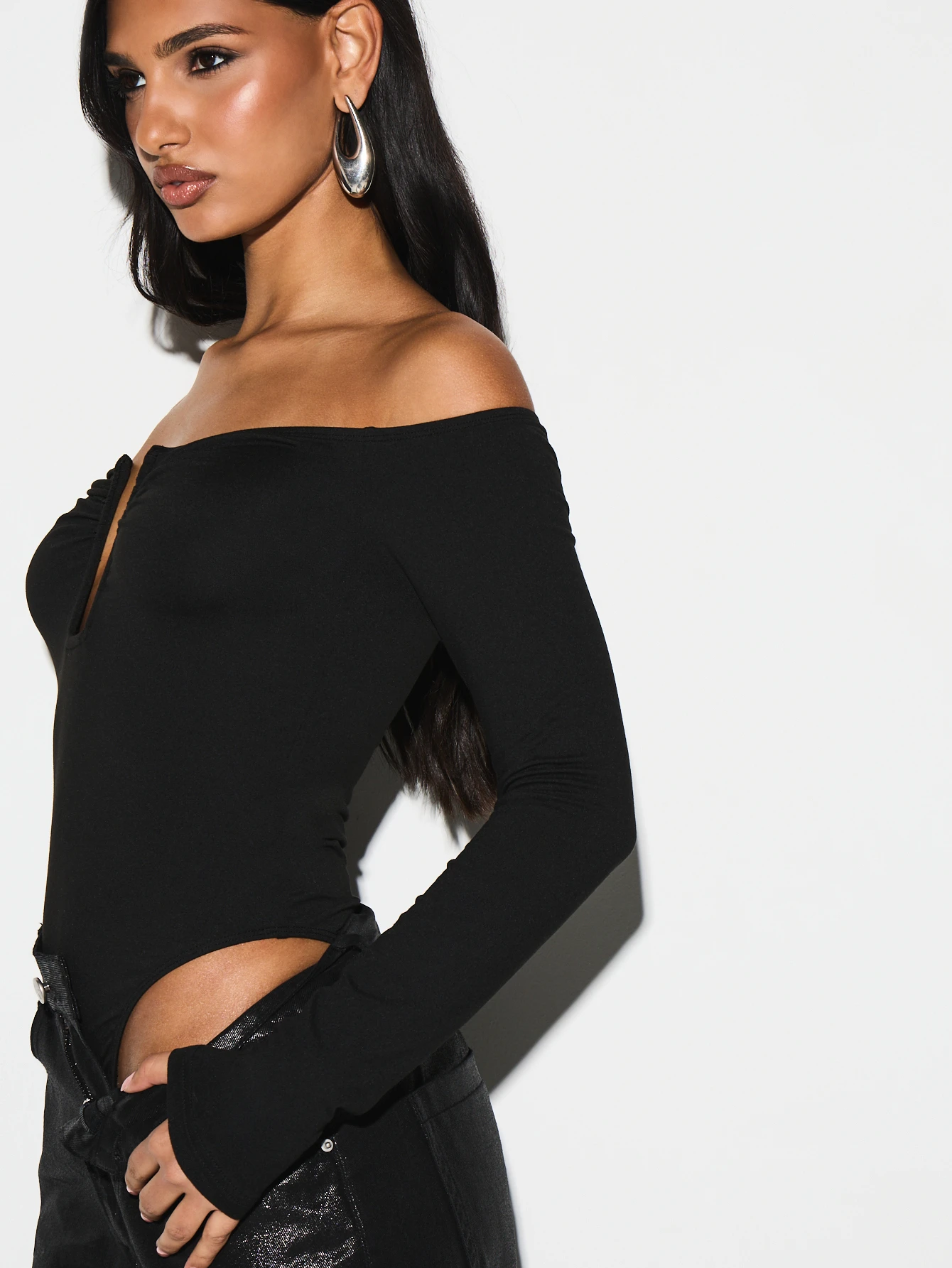 KIZN Off-Shoulder Long Sleeve Plunge Bodysuit