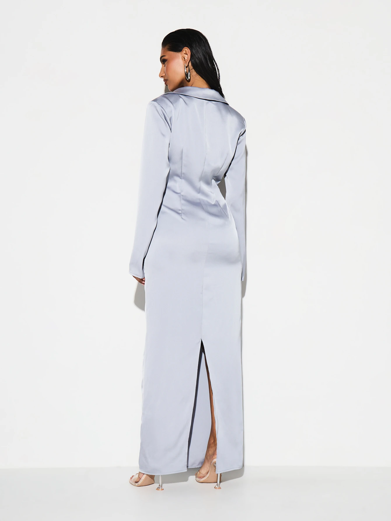 KIZN Sukienka koszulowa maxi z głębokim dekoltem typu "cowl"