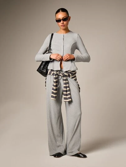 AiiRZ Ensemble de détente assorti avec cardigan côtelé à boutons et pantalon palazzo à jambes larges. Tenue décontractée et confortable.