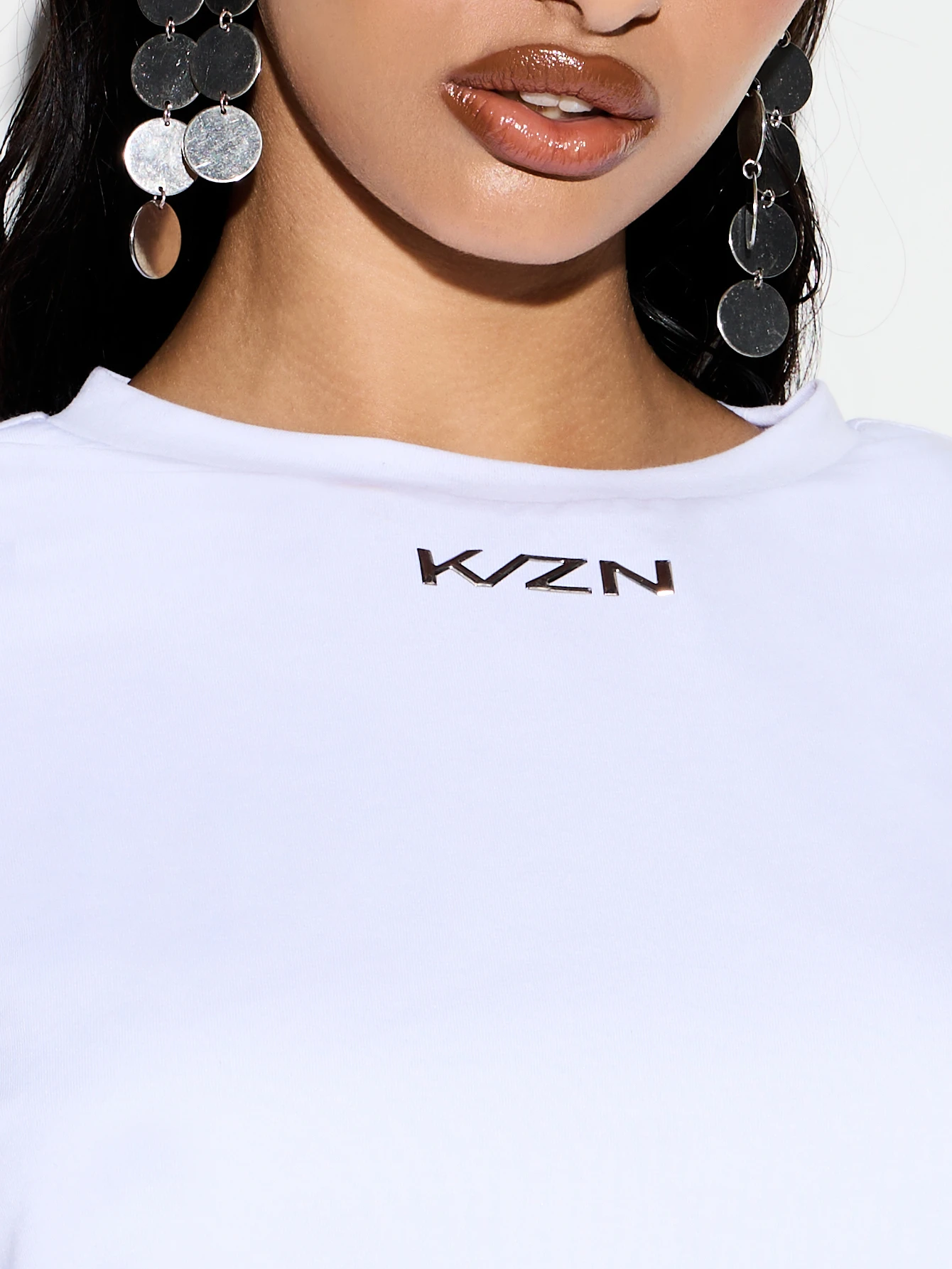 KIZN Boxy Crop T-Shirt With Shoulder Pads