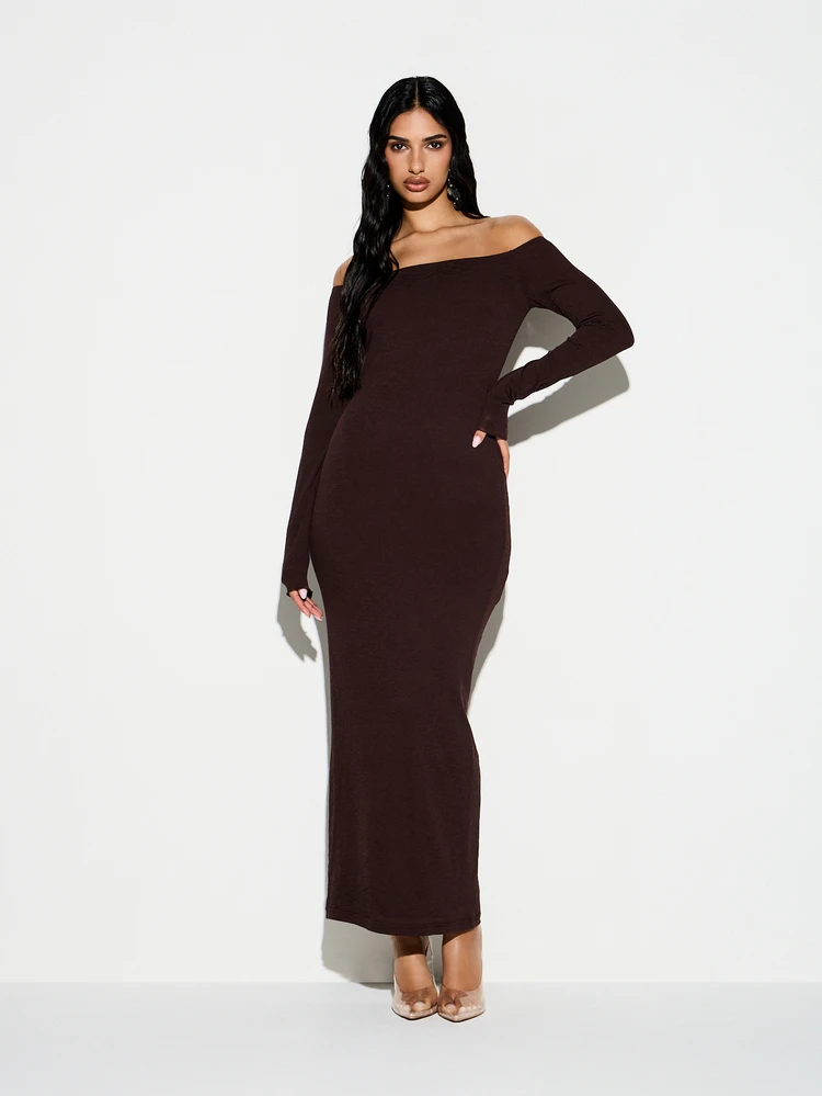 KIZN Off Shoulder Bodycon Long Sleeve Maxi Dress Chocolate Brown Ribbed Knit Fall Winter Evening Party Formal Occasion Wear