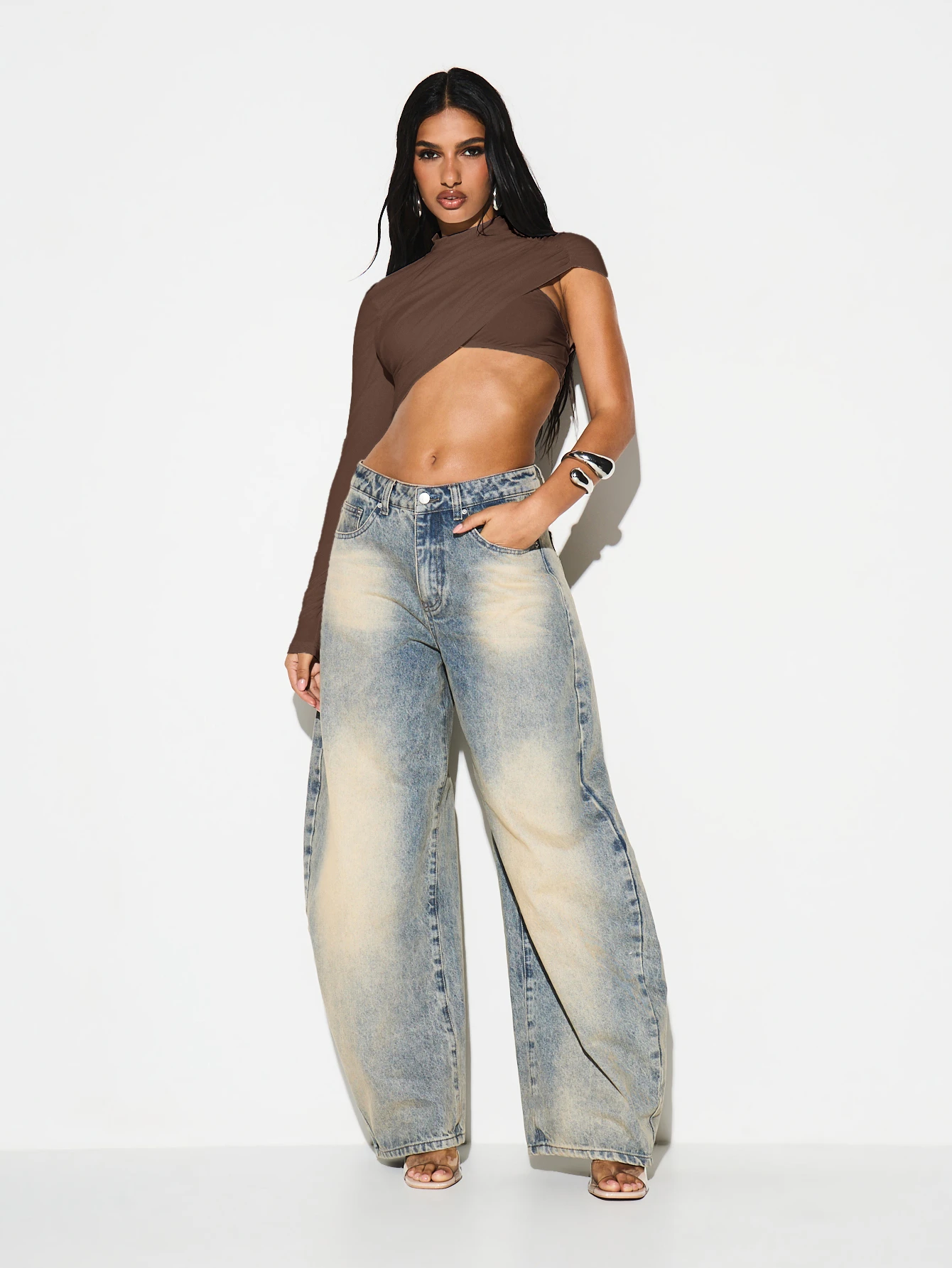 KIZN Asymmetrisch drapiertes One-Shoulder-Crop-Top