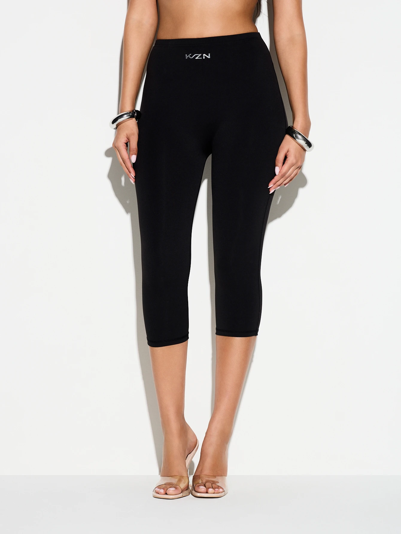 KIZN Leggings capri de cintura alta con ajuste elástico