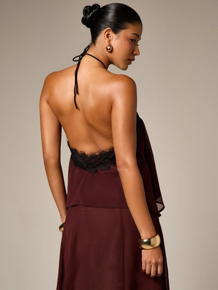 Top dos nu bordeaux à volants et bordure en dentelle