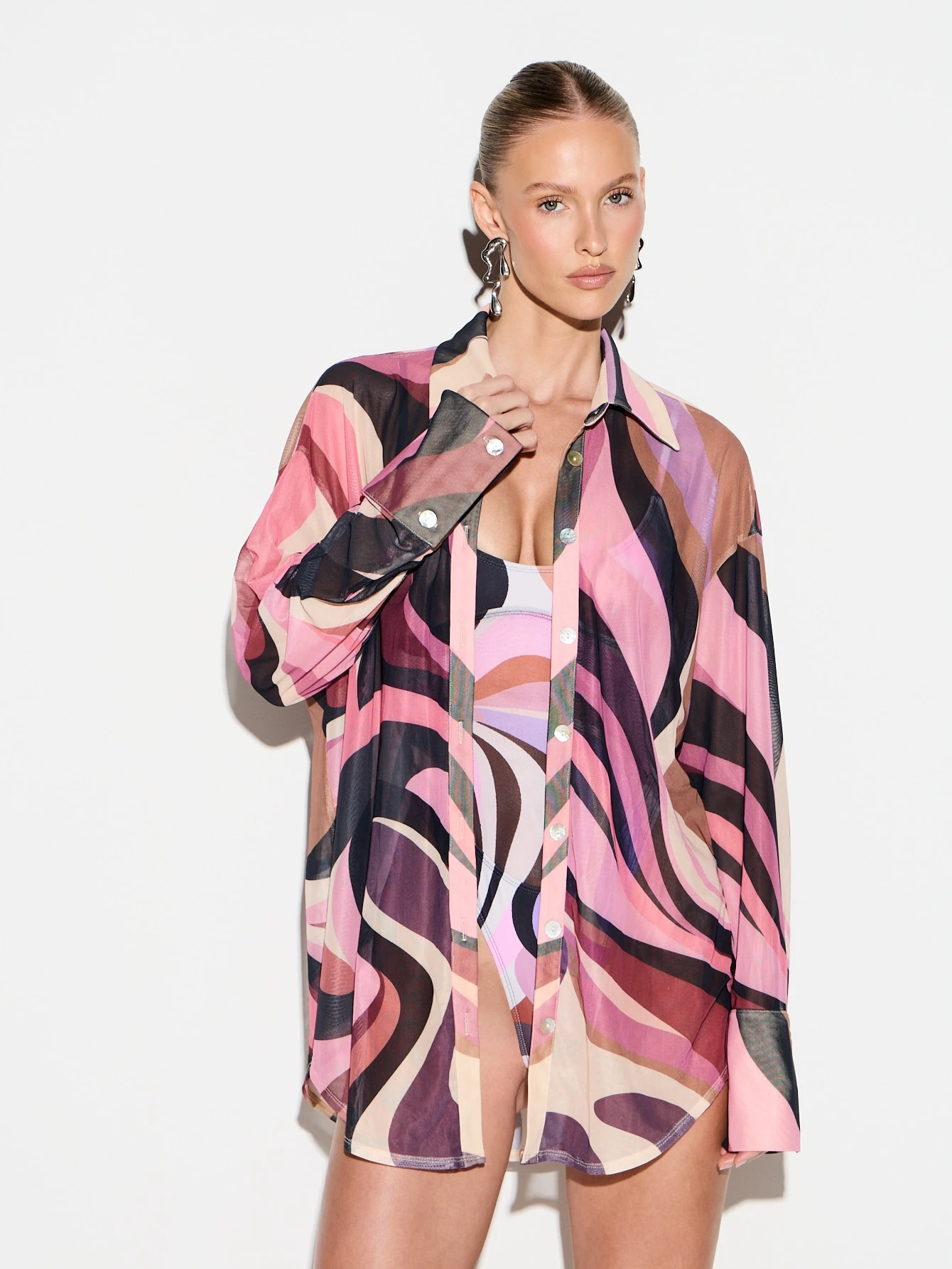 KIZN Camicia con bottoni in rete e stampa a vortice