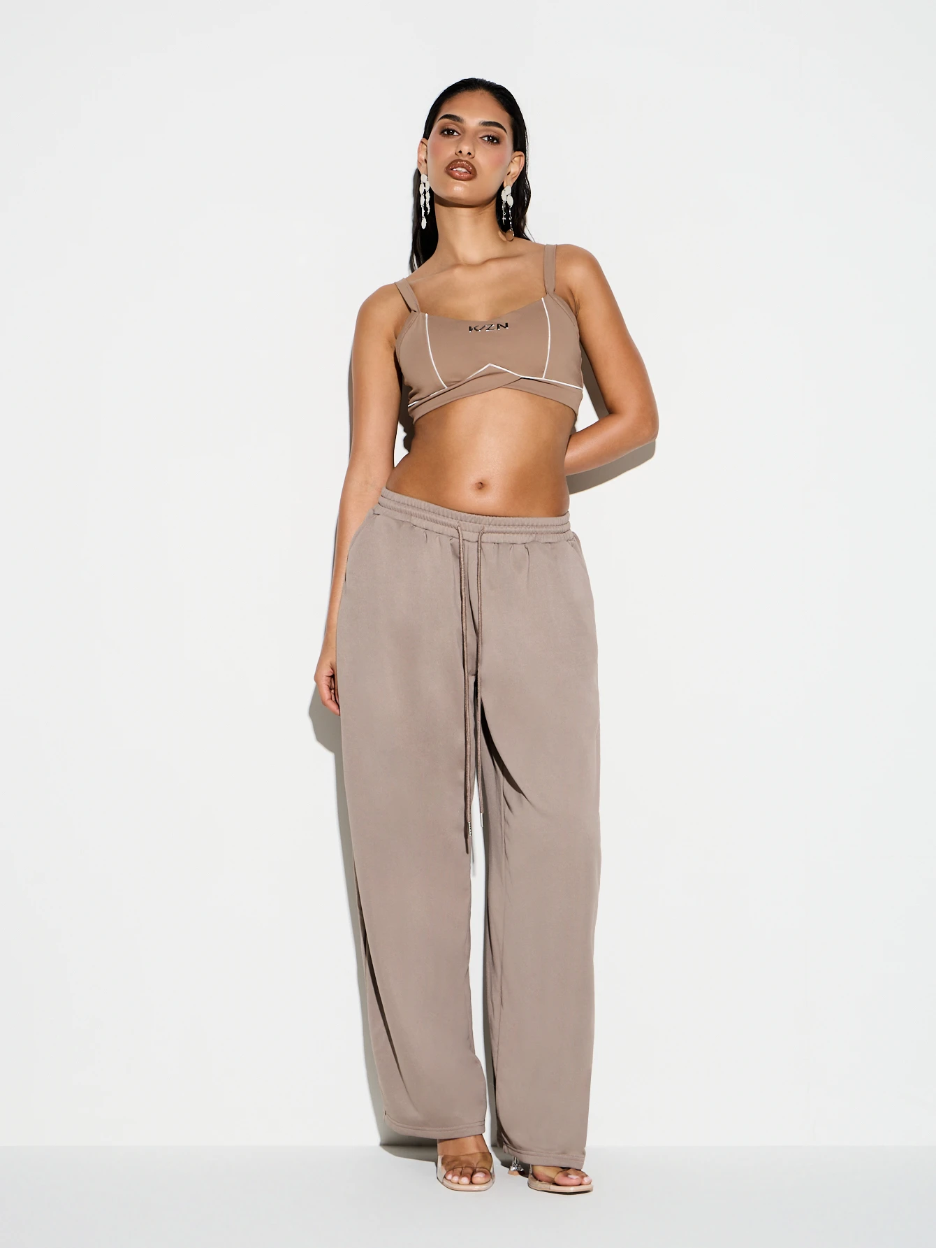 KIZN Biustonosz sportowy z kontrastową lamówką