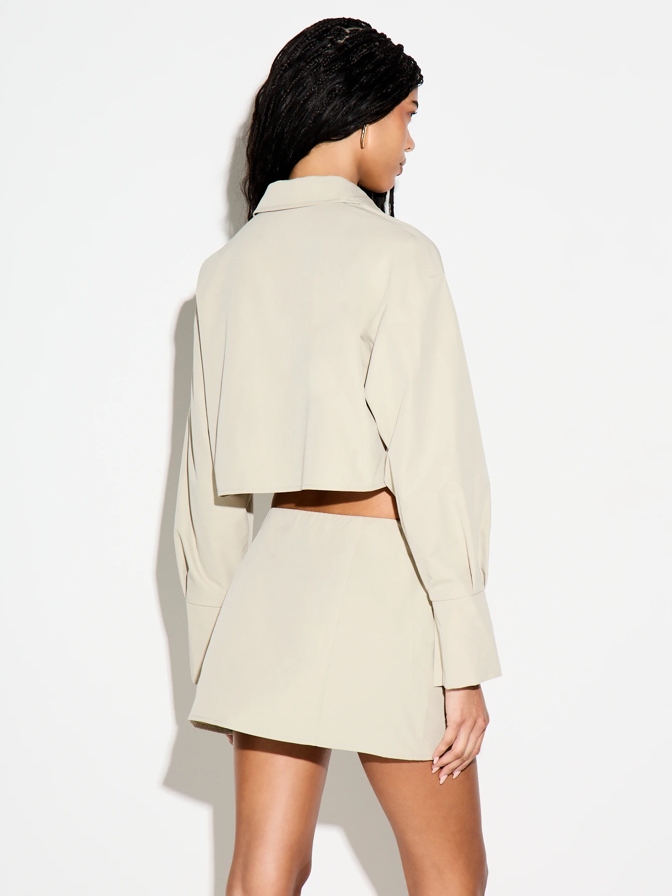 KIZN Camicia beige utility corta con tasche