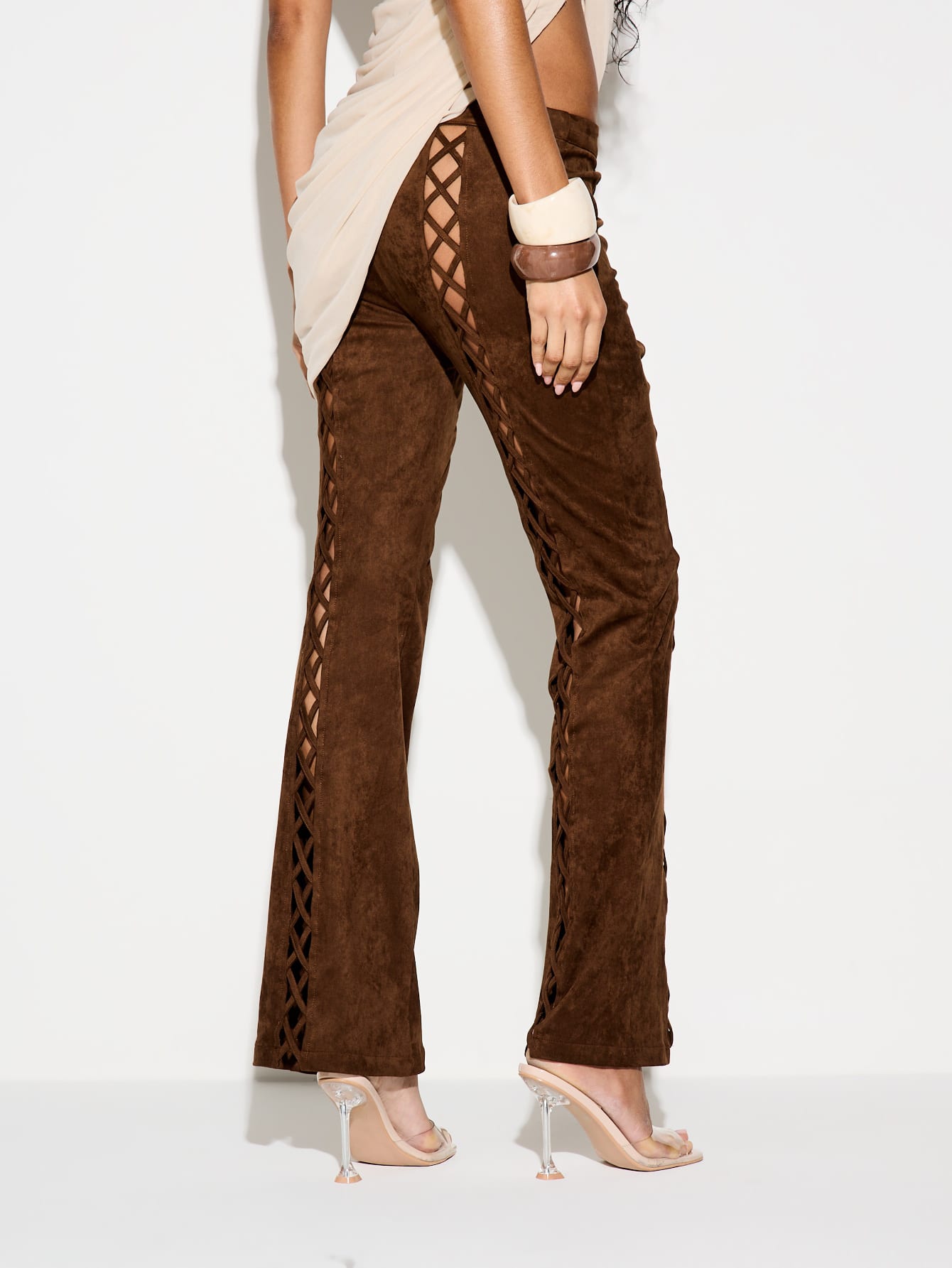 KIZN Pantaloni dritti in pelle scamosciata con lacci e ritaglio