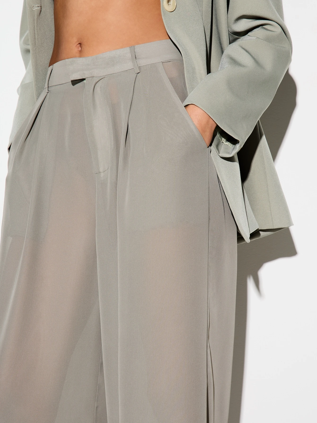 KIZN Pantalones de sastre de tiro alto y pierna ancha de Sage