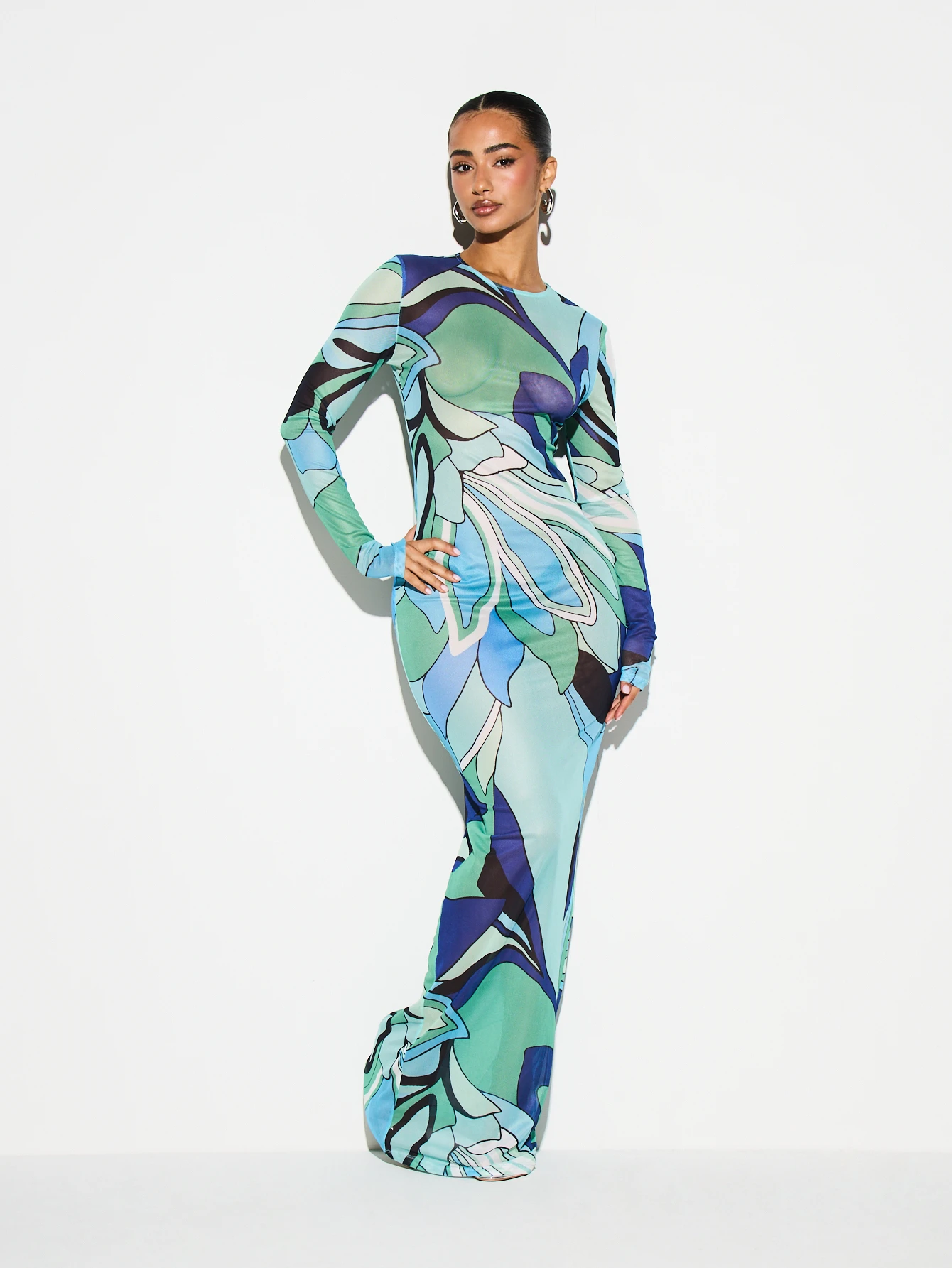 KIZN Abito lungo aderente con stampa astratta a maniche lunghe