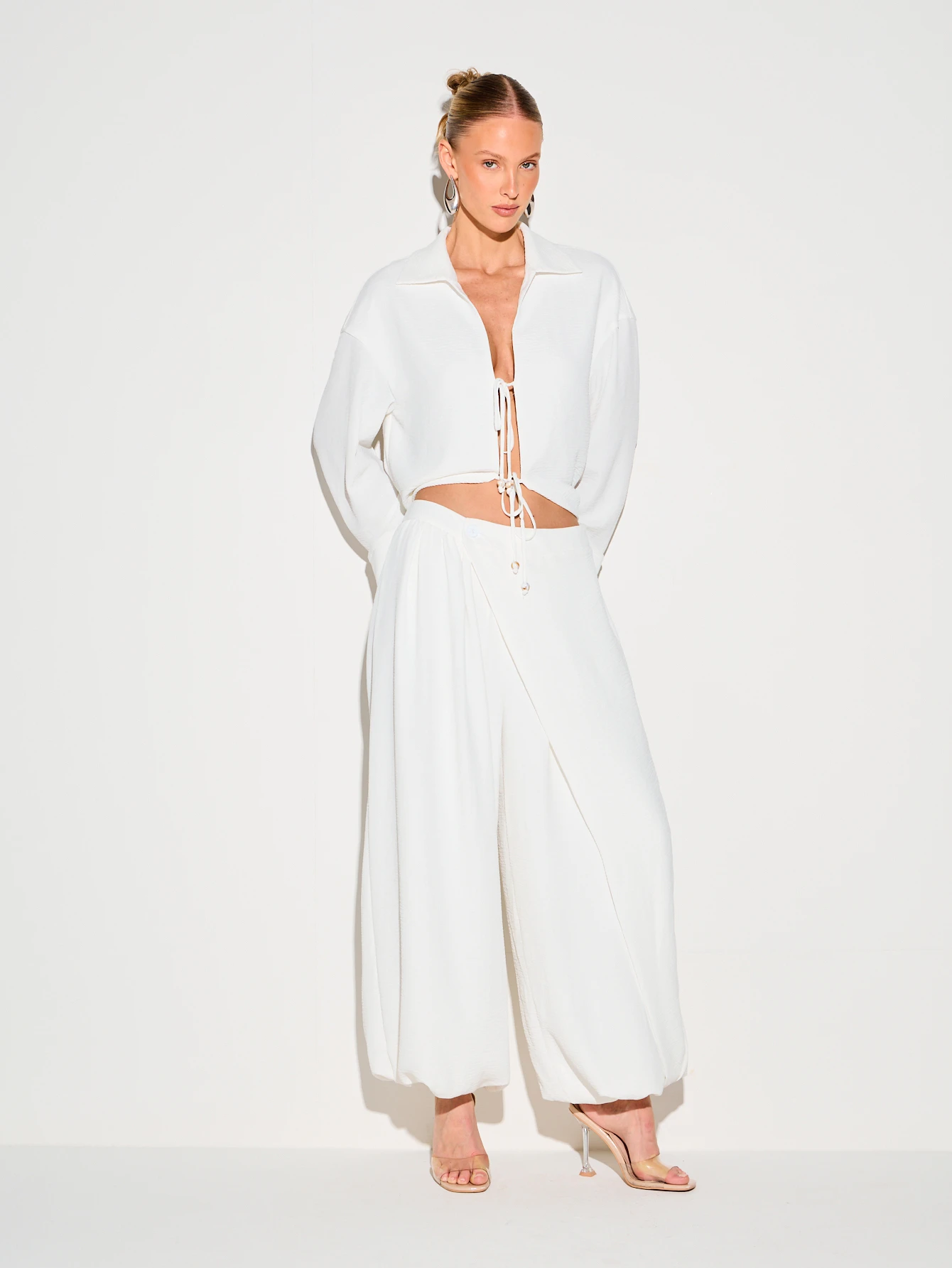 KIZN High Rise White Linen Feel Balloon Trousers With Wide Legs