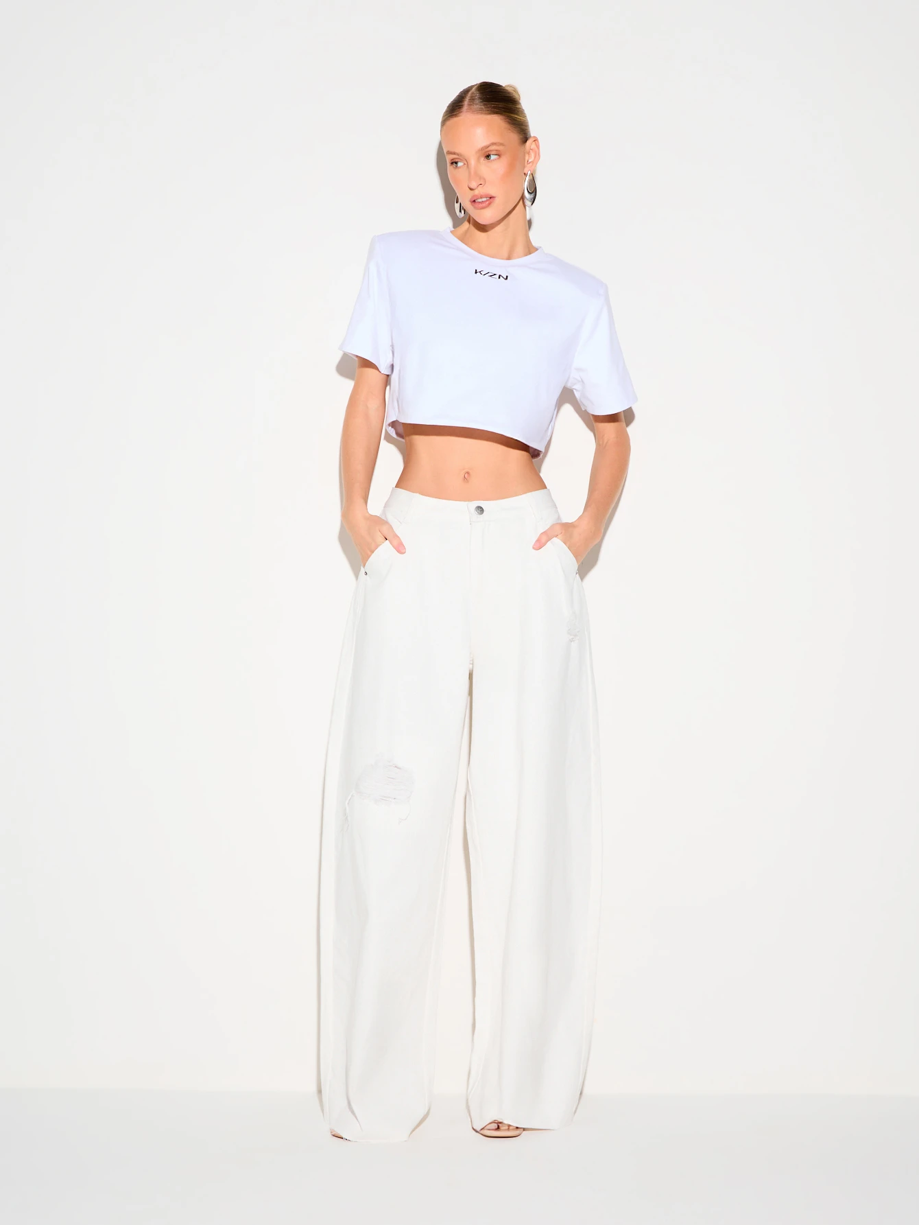 KIZN Weiße High-Rise-Jeans im Baggy-Boyfriend-Stil