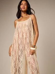 AiiRZ Macacão feminino de renda com pernas bufantes e alças finas, transparente, ideal para saída de praia, férias de verão e resorts. - Branco - Ver 4