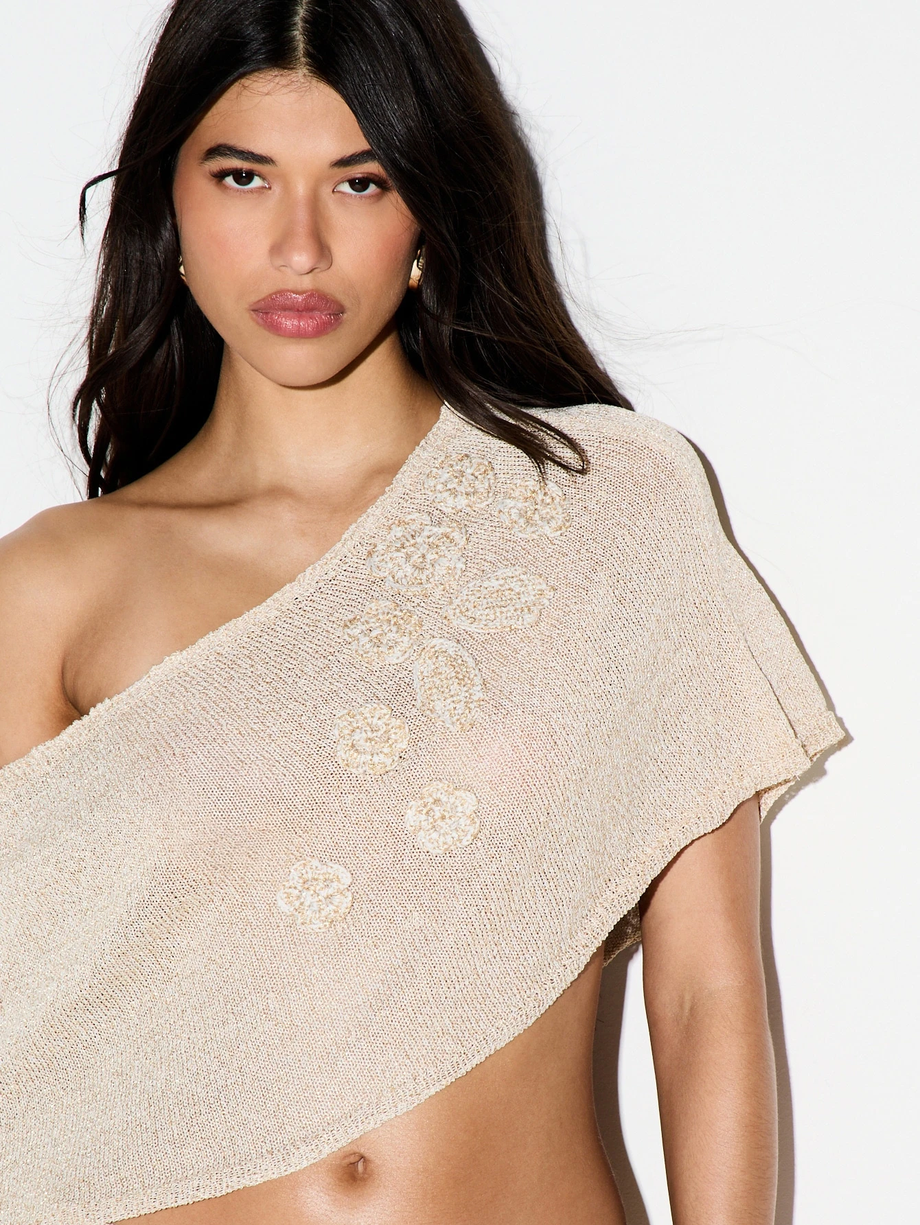 KIZN Off-Shoulder Crochet Floral Cape Top