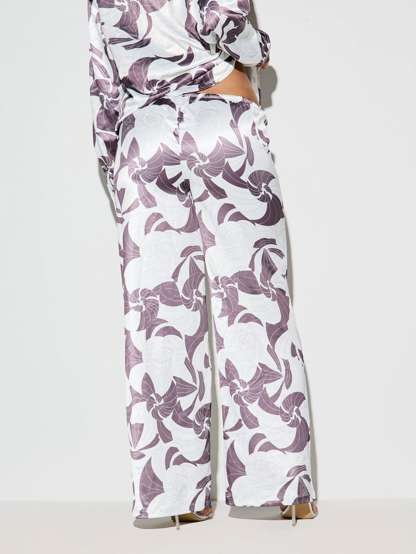 KIZN Floral Print Wide Leg Satin Pants