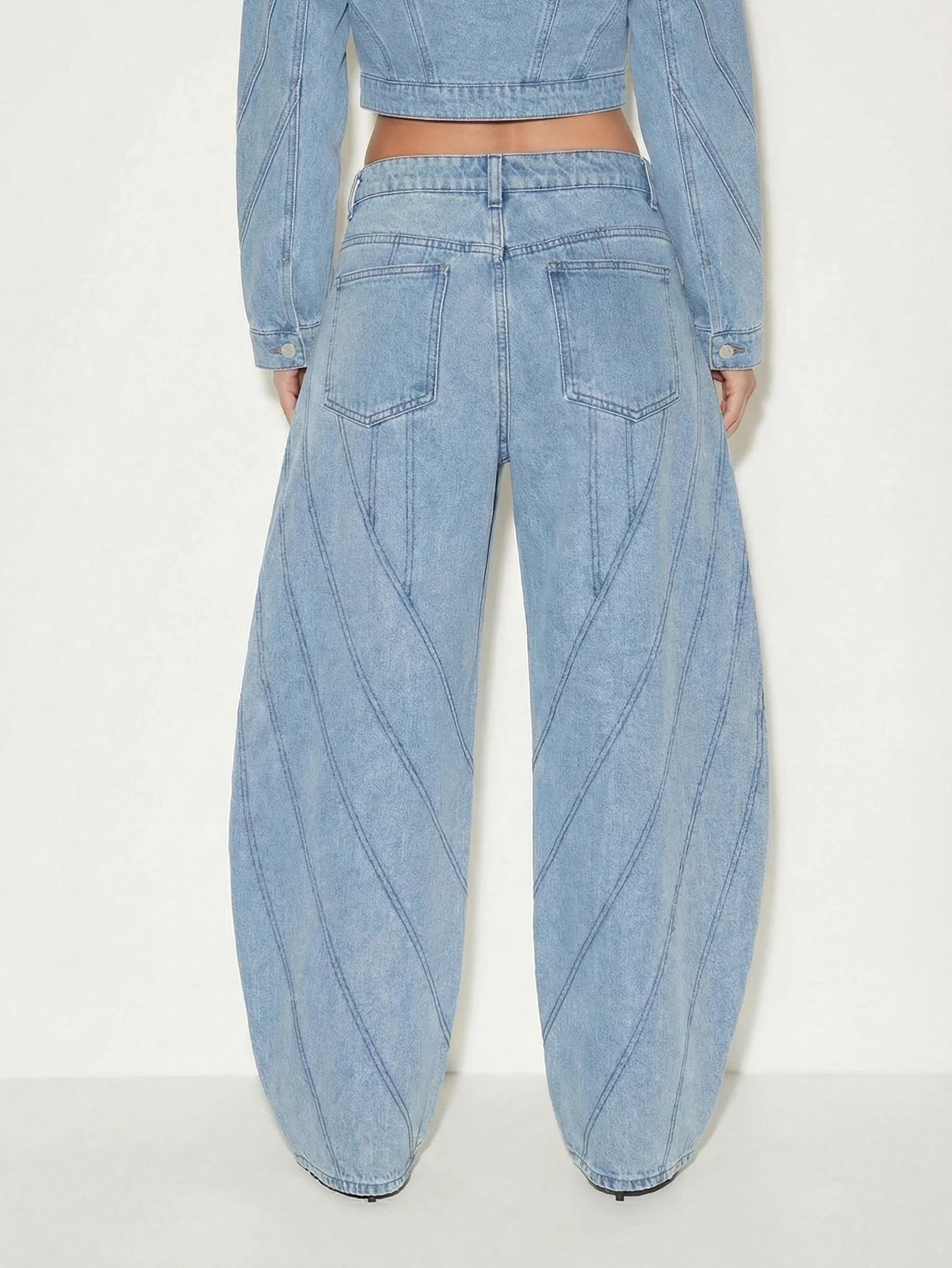 KIZN Wide Leg Denim Jeans With Topstitch Detail