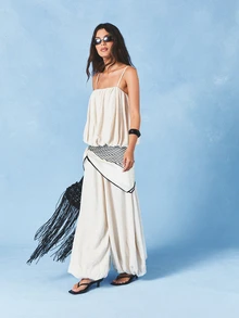 AiiRZ Damen Creme Leinen Jumpsuit mit Ballonbeinen und Spaghettiträgern, weites Bein Sommer Palazzo Stil Jumpsuit - Aprikosenfarben - Übersicht 5