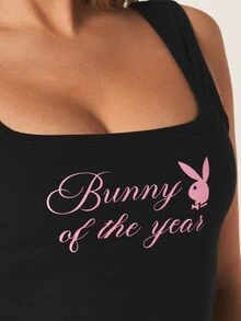 Missguided x Playboy Camiseta de tirantes sin mangas de cuello cuadrado con estampado de conejo del año, casual de verano con mensaje - Negro - Ver 2
