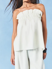 AiiRZ Women's Strapless Frill Edge Bandeau Top With Ruffle Detail Summer Beach Vacation Tube Top Sleeveless Crop Style - Apricot - View 4