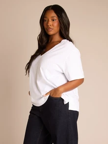FASHION SZN 大码女式100%纯棉V领宽松白色T恤休闲T恤日常机场大码基础款夏季度假短袖宽松T恤 - 白色 - 查看 5