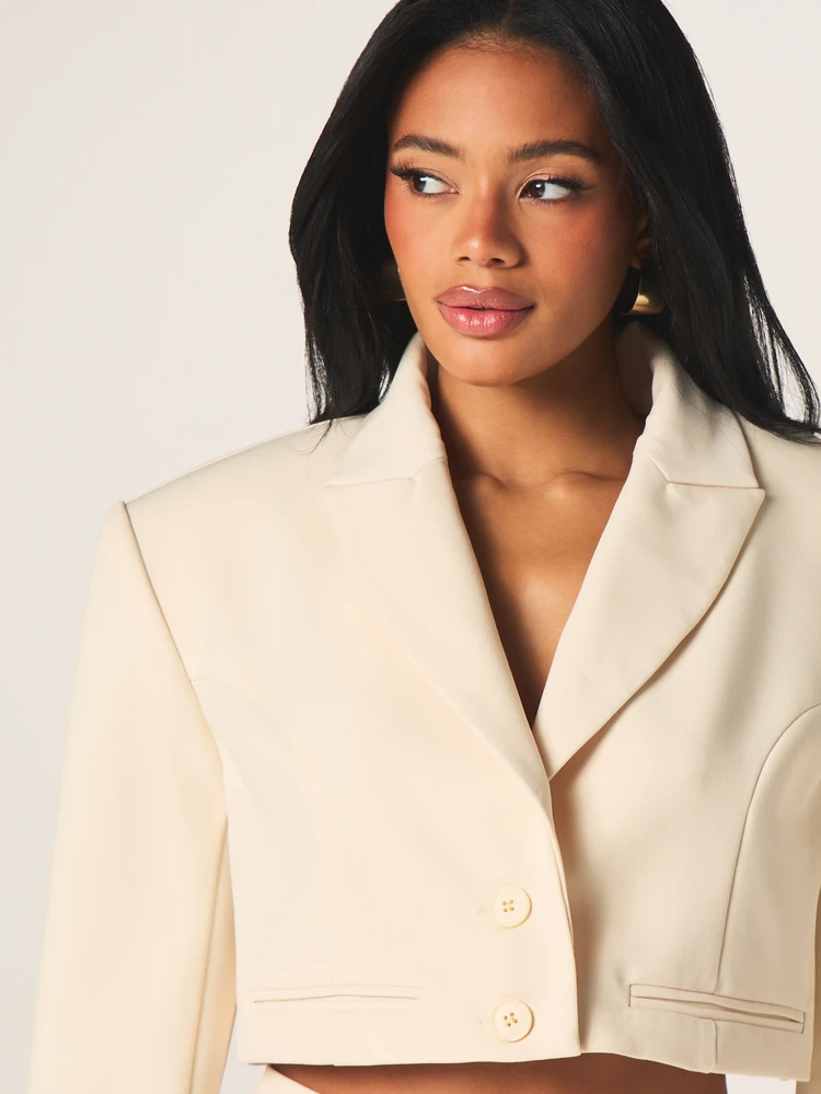 MISSGUIDED Blazer corto oversize da donna con dettaglio decorativo a cerchio, bottoni davanti, giacca da lavoro professionale autunno inverno