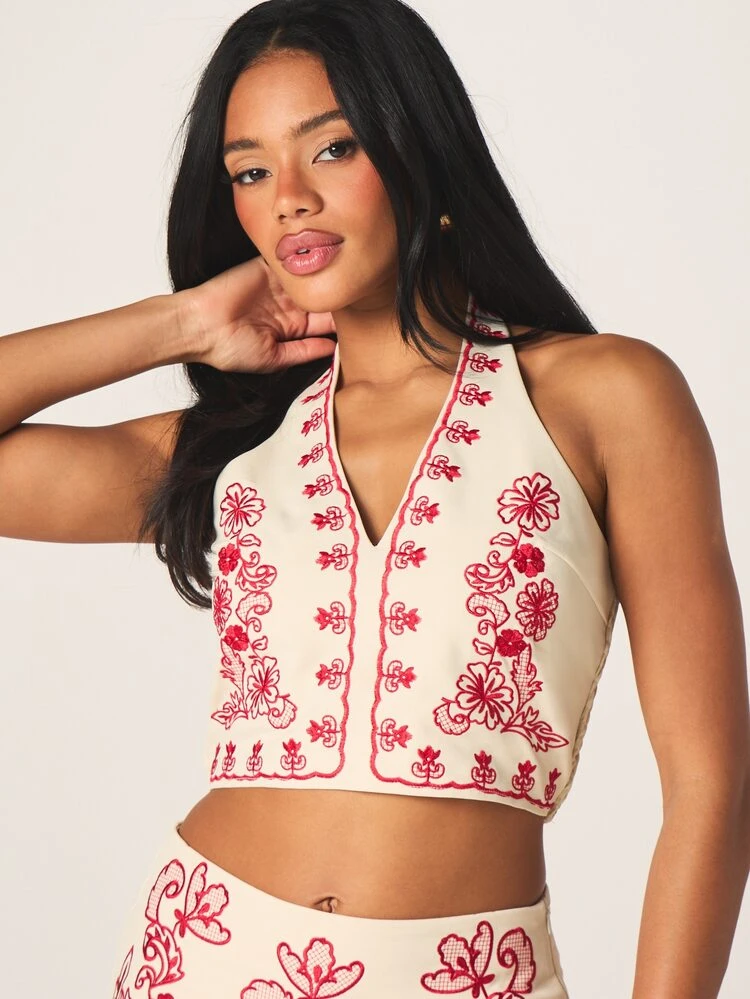 MISSGUIDED Women's Embroidered Halter Neck Crop Top With Floral Pattern And Red Embroidery Detail Summer Festival Vacation Boho Style