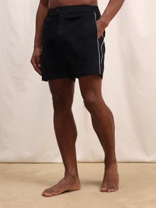 SUMWON 男士沙滩泳裤，侧边滚边设计，经典中长款，夏季休闲抽绳泳裤 - 黑色 - 查看 4