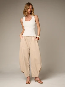 AiiRZ Áo tank top nữ cổ tròn, chất liệu gân nổi, có logo trang trí, kiểu dáng cơ bản, thích hợp cho mùa hè và mùa xuân. - trắng - Xem 4