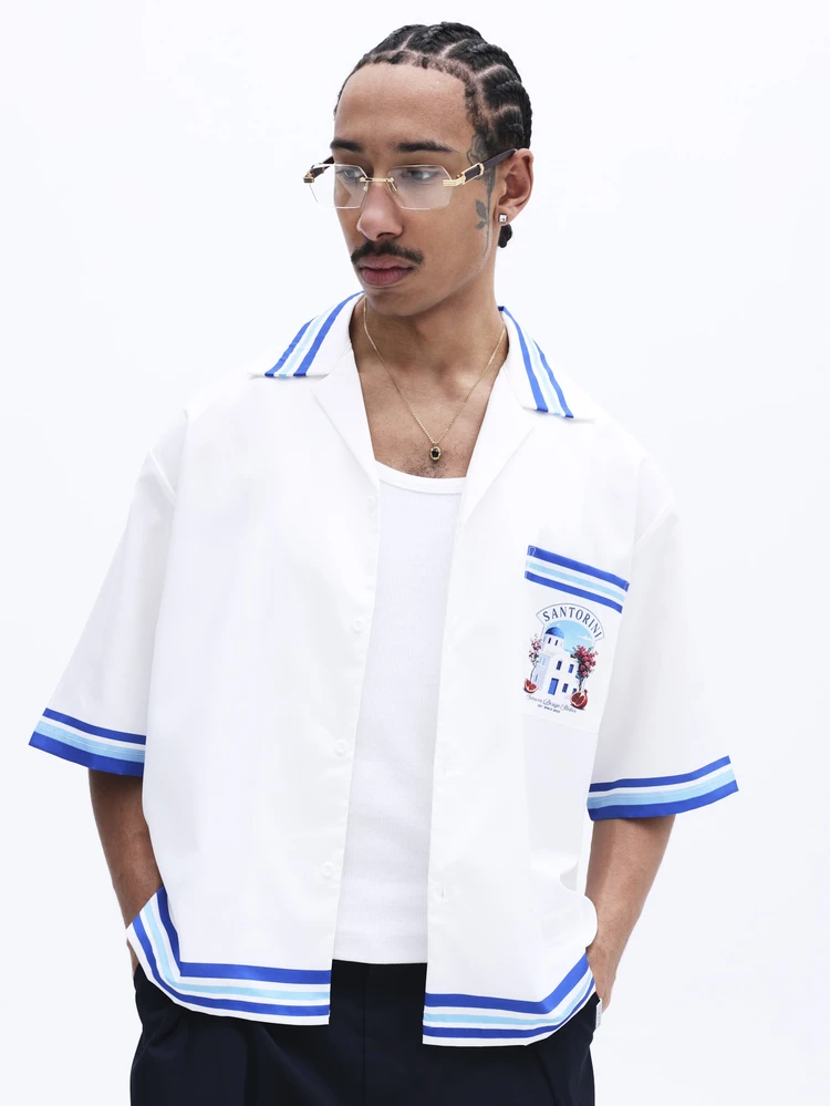 Santorini Griechenland Thema Kurzarm Hemd mit Knopfverschluss, Streifendetails und Mittelmeer Küstenprint Design