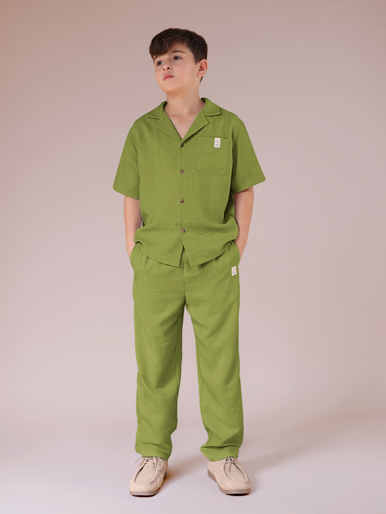 SUMWON بدلة صيفية كاجوال قطعتين من قميص أخضر ذو مل...