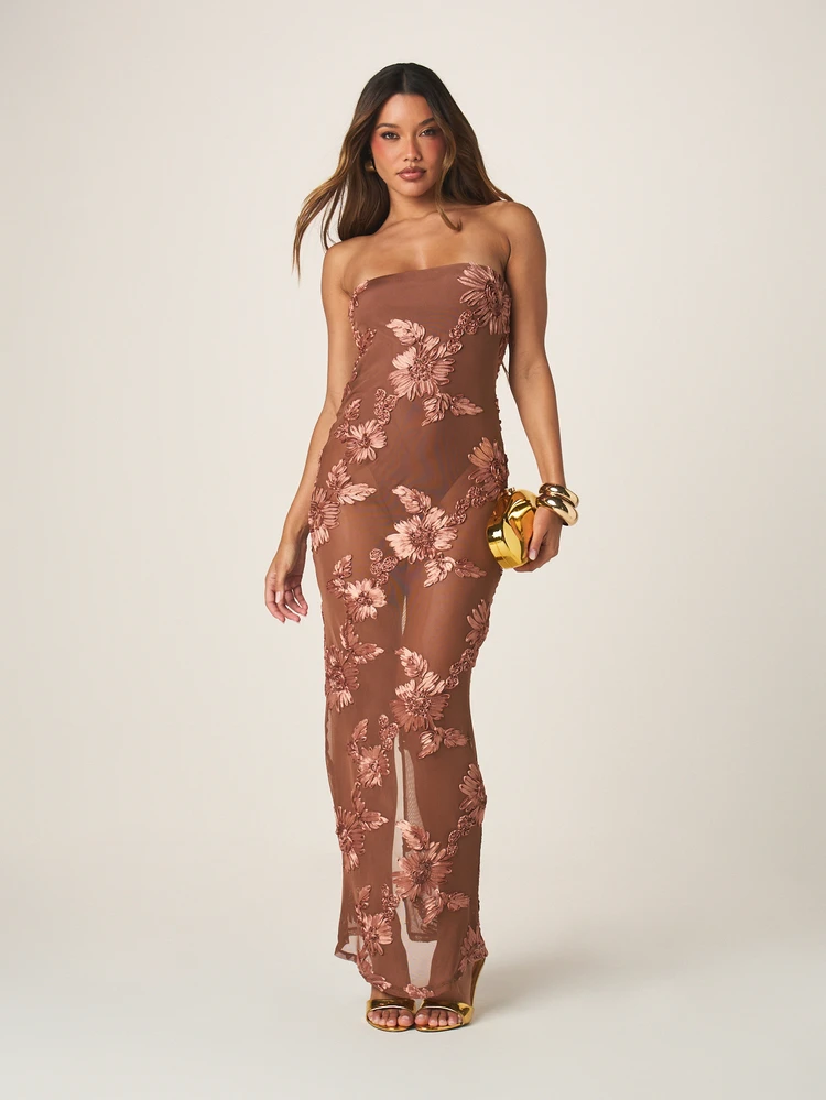 MISSGUIDED Women's Embellished Mesh Bandeau Strapless Maxi Dress With Floral Applique Details And Side Slit For Evening Party Occasions