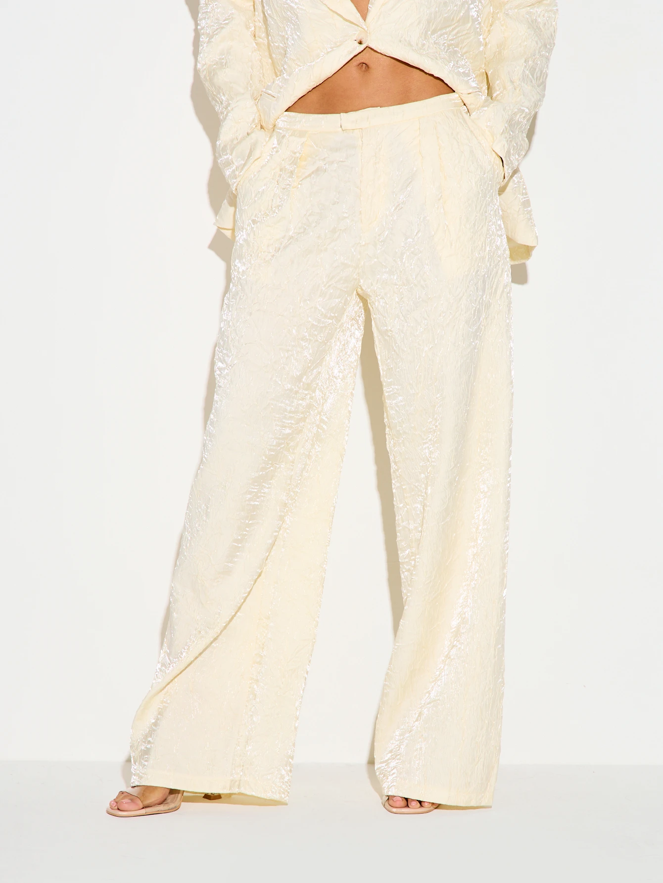 KIZN Textured Satin Wide Leg Pants