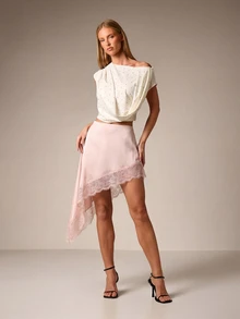 AiiRZ 缎面不对称半身裙，精致蕾丝裙边细节，高低摆迷你裙，适合特殊场合、派对、约会之夜，优雅妩媚。 - 粉色 - 查看 3