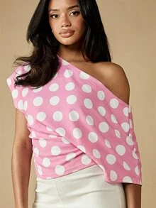 MISSGUIDED Atasan Polkadot Tanpa Bahu dengan Detail Lipatan Asimetris untuk Busana Kasual Musim Semi dan Musim Panas - Berwarna merah muda - View 4