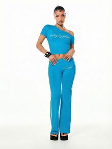 BABYPHAT Off Shoulder Jersey Top With Graphic Print Asymmetric Neckline Short Sleeve Cropped Fit - Blue - View 3