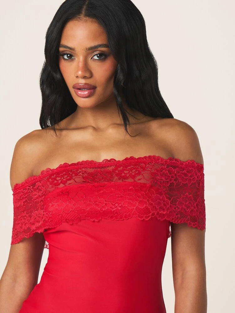 MISSGUIDED Women's Red Off Shoulder Lace Trim Bardot Bodycon Mini Dress For Party Evening