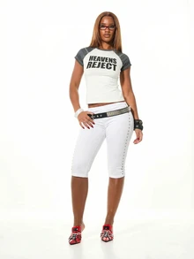 SUMWON WOMEN Women Jersey Capri Leggings With Side Eyelet Button Detail Stretch Mid Rise Three Quarter Length Pants - White - View 3