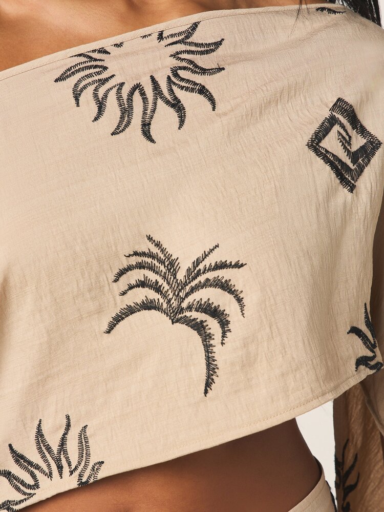 MISSGUIDED Off Shoulder Long Sleeve Crop Top And Tie Front Mini Skirt Co Ord Set With Tropical Palm Leaf Embroidery Pattern Boho Beach Vacation Outfit